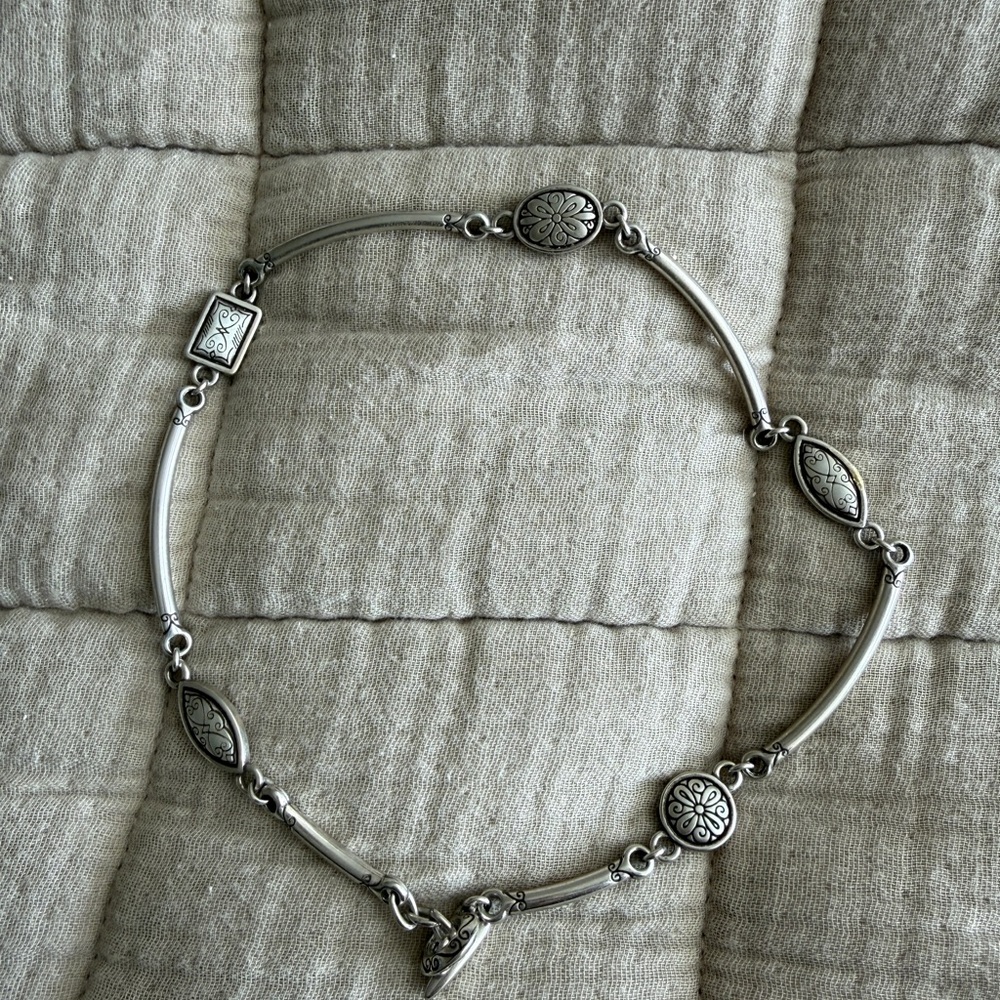 Brighton 3-tone (silver, gold & bronze) Necklace - Picture 3 of 8
